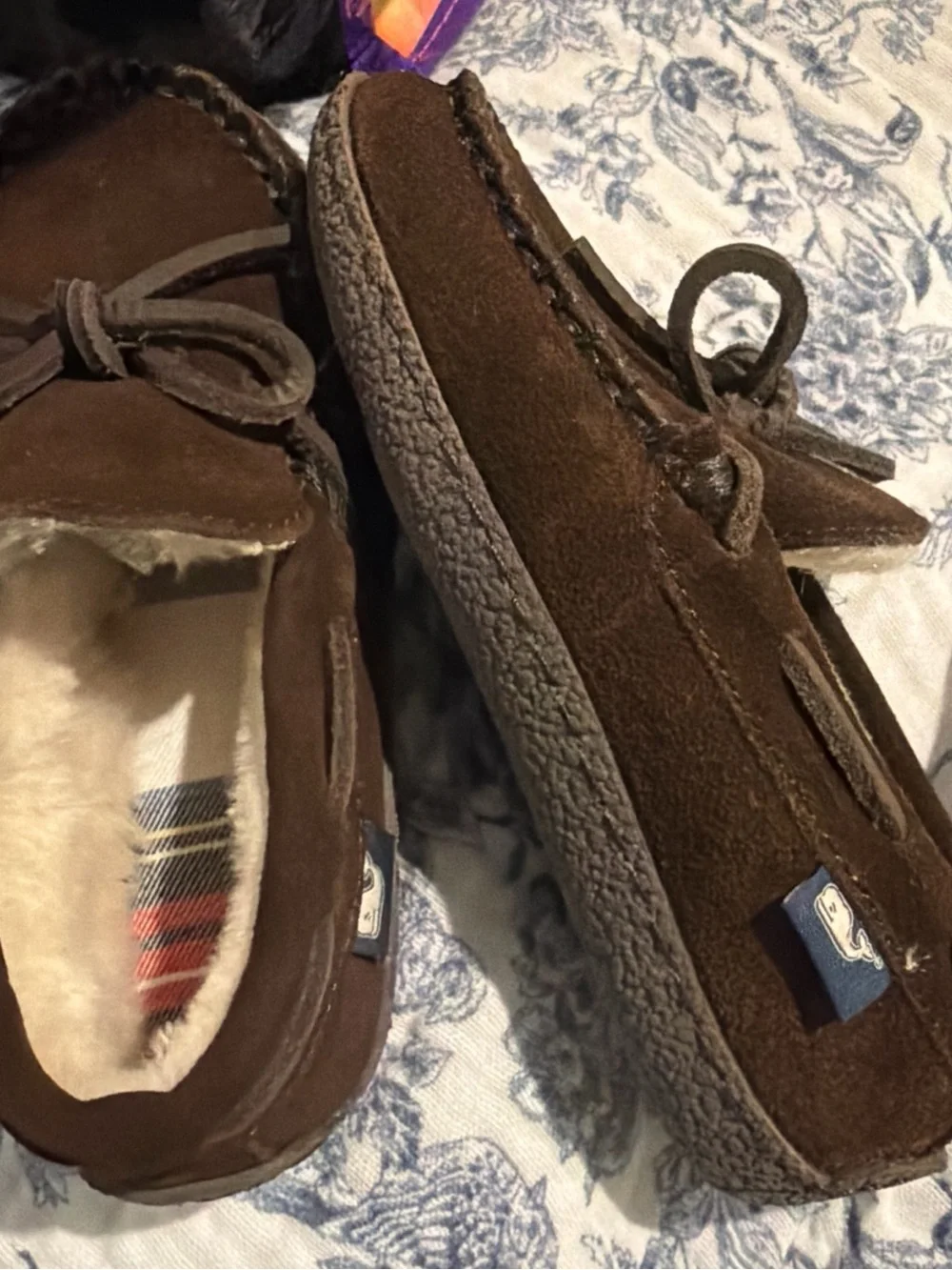 Vineyard Vines Kids Brown Faux-Fur Lined Slippers